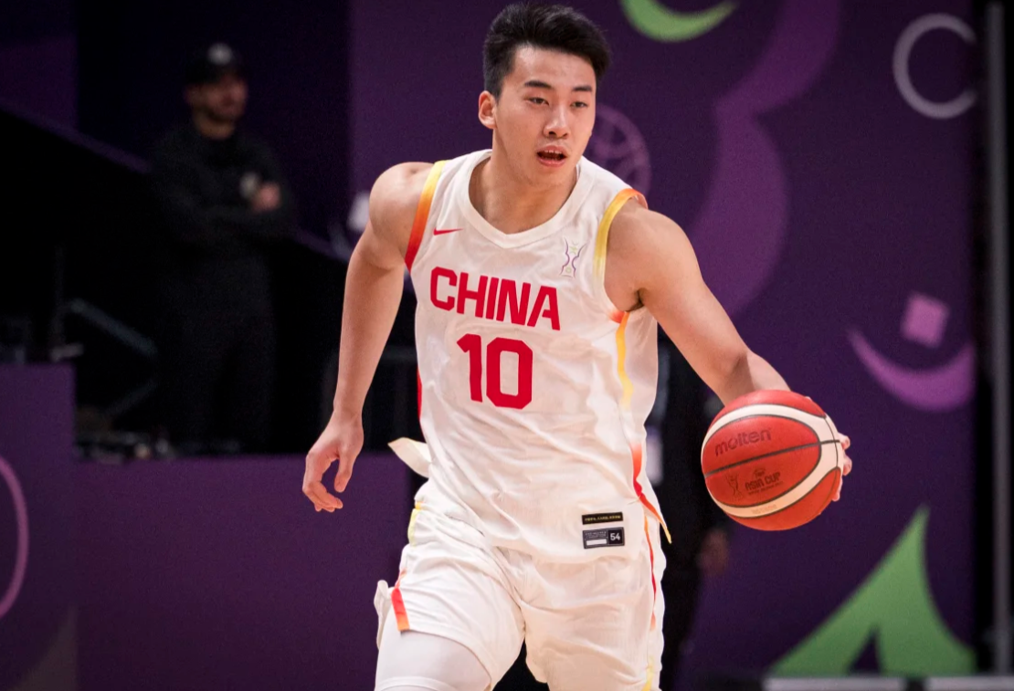 世界杯官方手机客户端安装-中国男篮翻盘仅一夜 传来一喜讯！7月集齐最强阵容 郭士强如何选